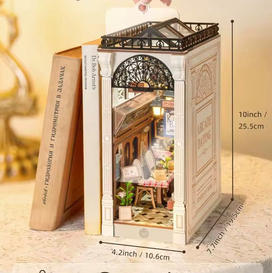 Buch Nook zum Aufbauen